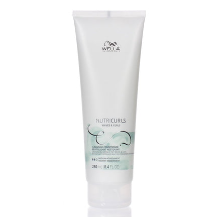 Balsam pentru parul ondulat si cret - WELLA Nutricurls Cleansing Conditioner 250 ml